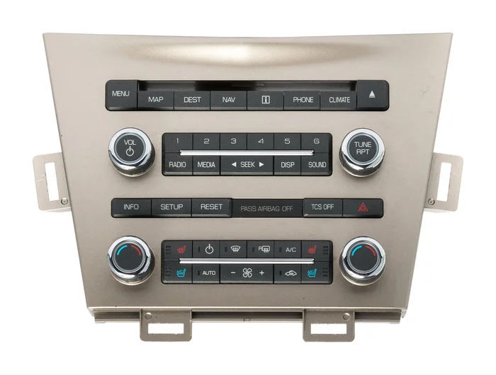 2011-12 Lincoln MKT Radio Control Panel w Climate Controls BE9T-18A802-AD