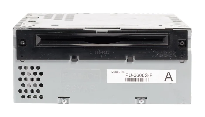 2018 Ford Mustang AM FM Radio Receiver Single Disc CD MP3 Player JR3T-19C107-AA