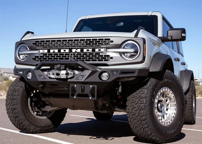 Addictive Desert Designs Clevis Mounted License Plate Bracket – AC9905201NA