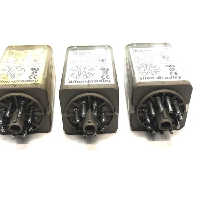 Allen-Bradley 240VAC Series C Relay 700-HA32A2 [Lot of 3] USED