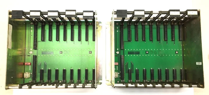 Allen-Bradley 8-Slotted Card Chassis Series A 1771-AB 636009-90C [Lot of 2] USED