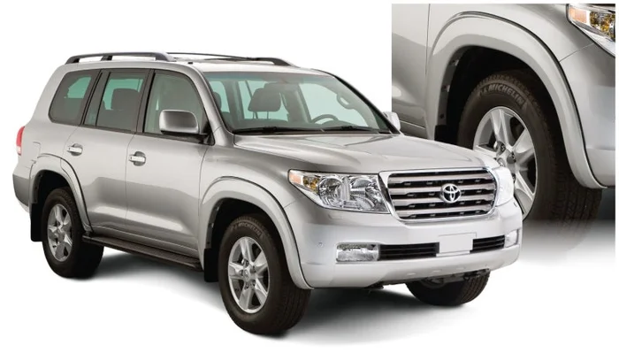 Bushwacker 08-11 Toyota Land Cruiser OE Style Flares 4pc – Black