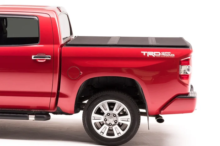 Extang Solid Fold 2.0 Tonneau Cover 2007-2013 Toyota Tundra 5ft. 6in. Bed with Deck Rail System – 83801
