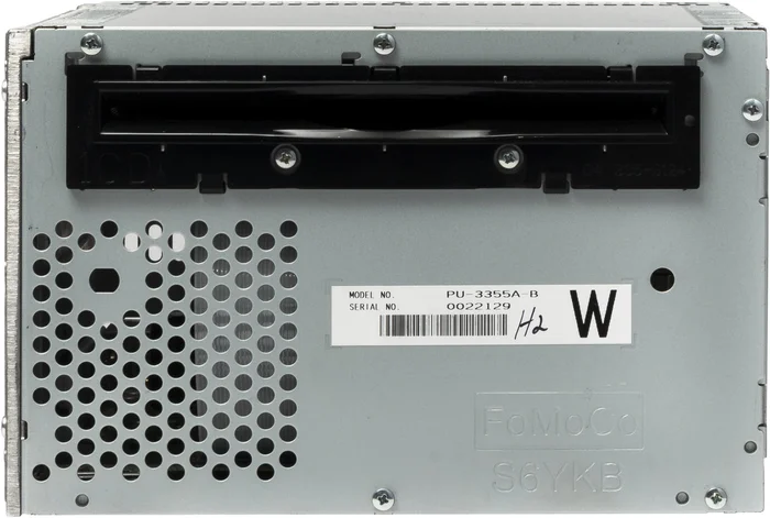 Ford 2012 Mustang AM FM Radio Single Disc CD Player Part Number CR3T-19C157-AA