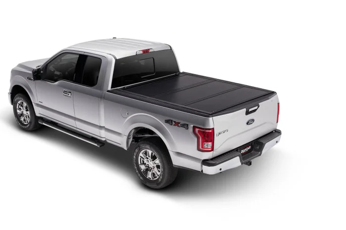 UnderCover 15-20 Ford F-150 5.5ft Ultra Flex Bed Cover – Matte Black Finish