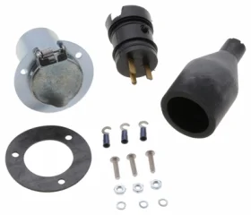 ZeroStart – 8605513 – Weatherproof Field Wired Plug – 240V, 3 Hole Round, Zinc Plated Receptacle